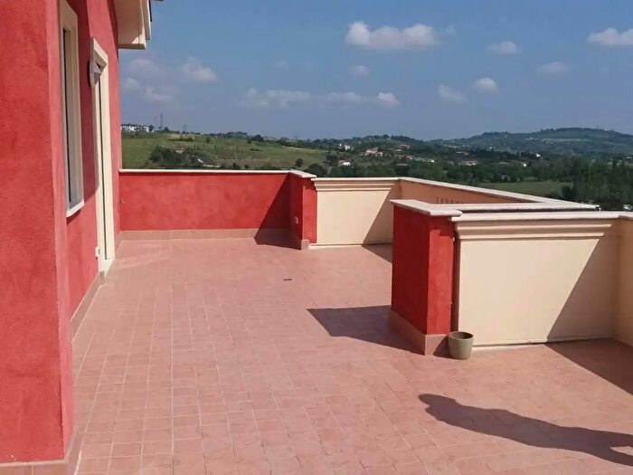 Appartamento quadrilocale in affitto in Via La Pastora, Coriano