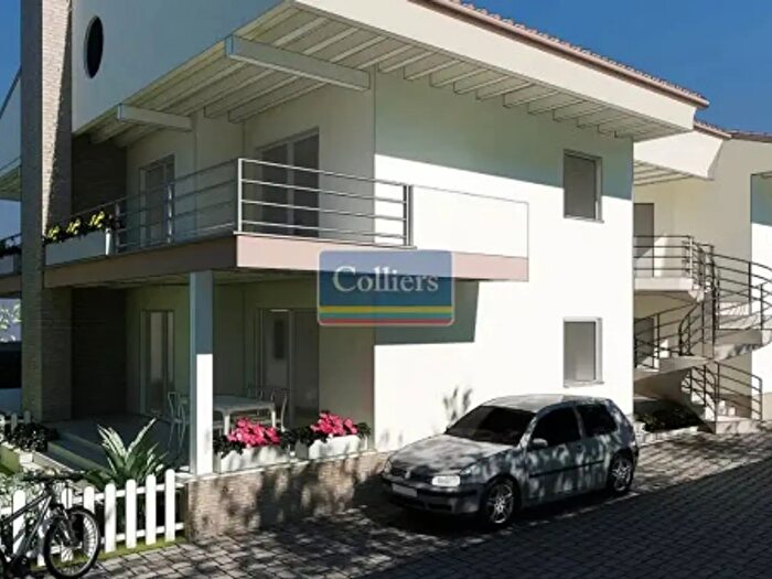 Appartamento quadrilocale in vendita in Viale di Focene, Fiumicino