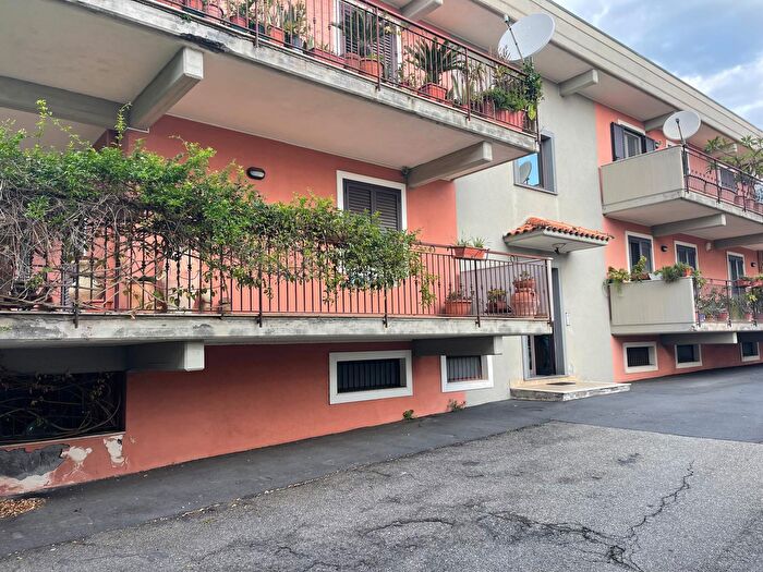 Appartamento con 5 locali in vendita in Giarre