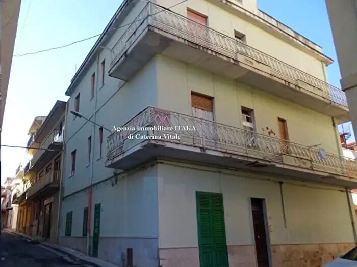 Appartamento con 6 locali in vendita in Via Primolano, Villabate