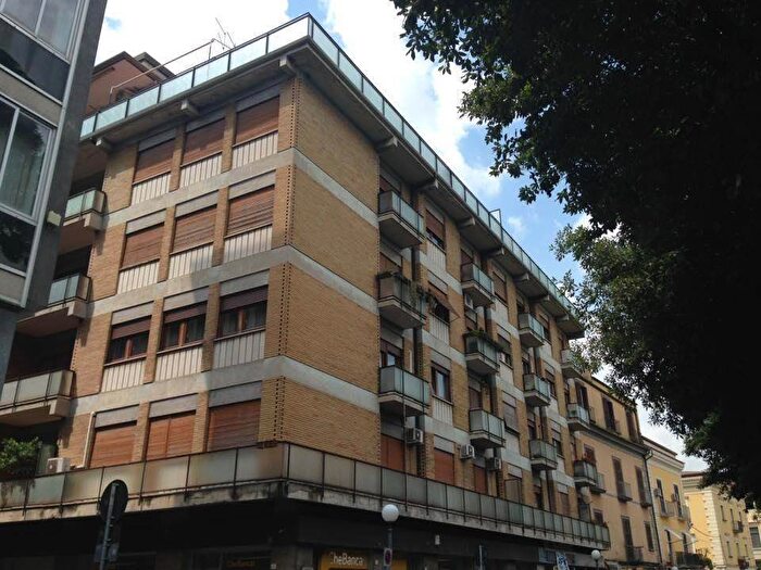 Appartamento con 6 locali in vendita in Piazza Vanvitelli, Centro Storico Corso Trieste, Caserta