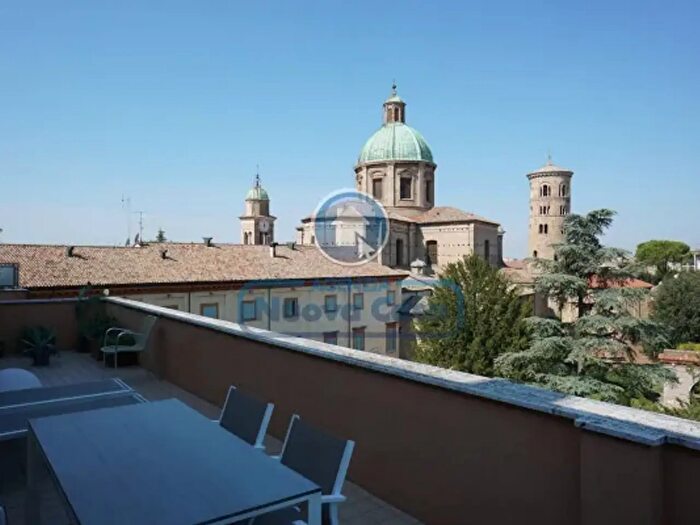 Appartamento con 5 locali in vendita in Via Pietro Canneti, Ravenna