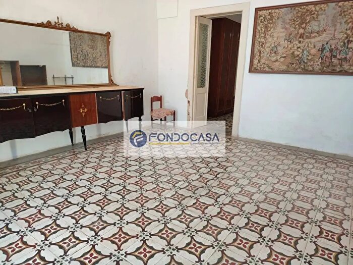 Casa quadrilocale in vendita in Via Trento, Giurdignano