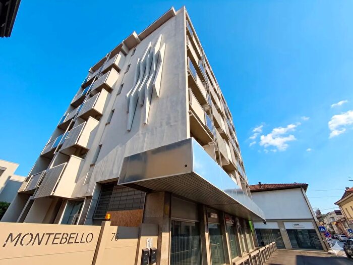 Appartamento bilocale in vendita in Via Montebello, Mariano Comense
