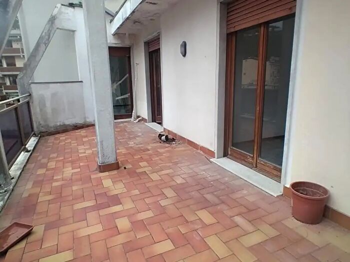 Appartamento quadrilocale in vendita in Carrara