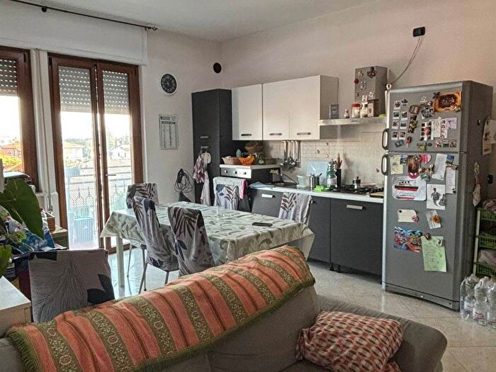 Appartamento trilocale in affitto in Madone