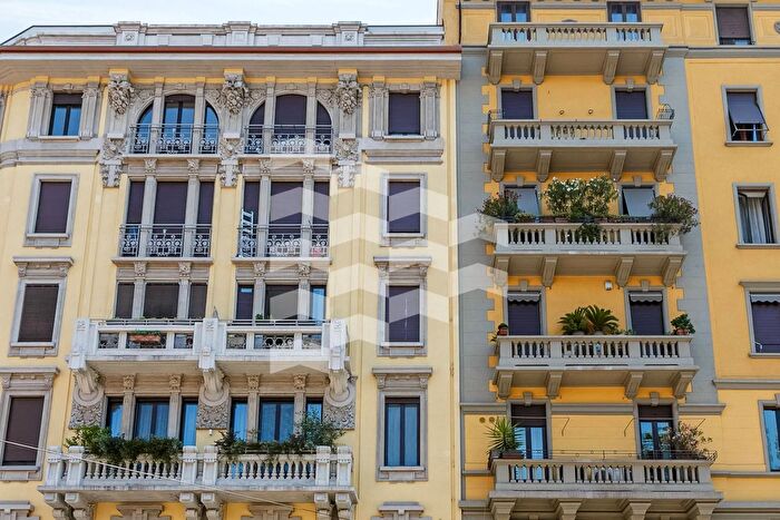 Appartamento bilocale in vendita in Viale Abruzzi, Milano