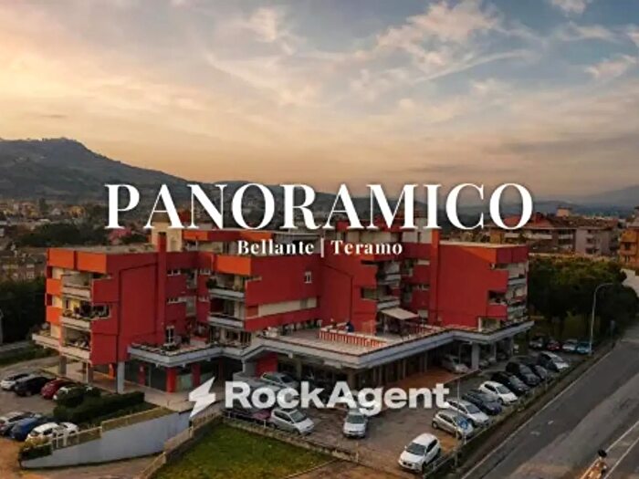 Appartamento con 5 locali in vendita in Via Nazionale, Bellante