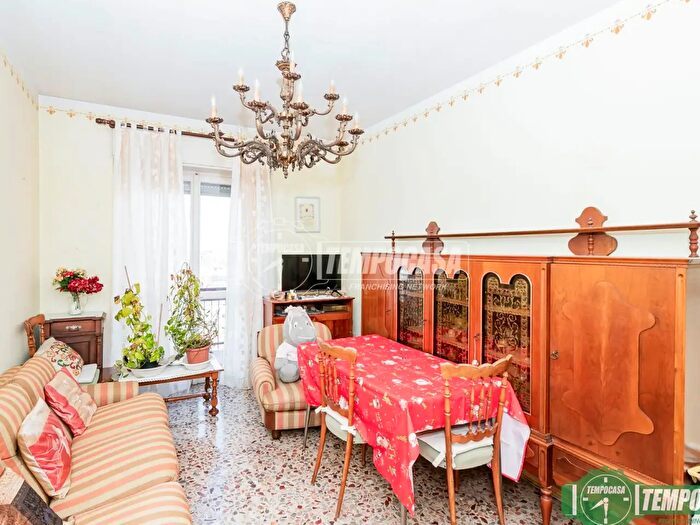 Appartamento trilocale in vendita in Viale Fratelli Cervi a, San Giuliano Milanese