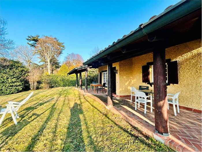 Casa quadrilocale in affitto in Via Riviera, Centro, Ispra