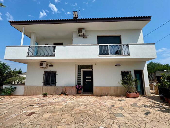 Casa con 6 locali in vendita in Strada Provinciale Selva di Fasano, Castellana Grotte