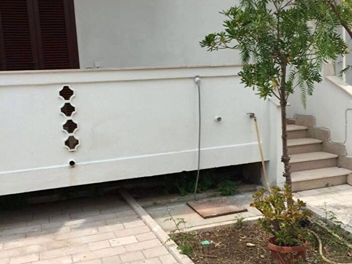 Casa bilocale in affitto in Viale delle Meduse, Rodi Garganico