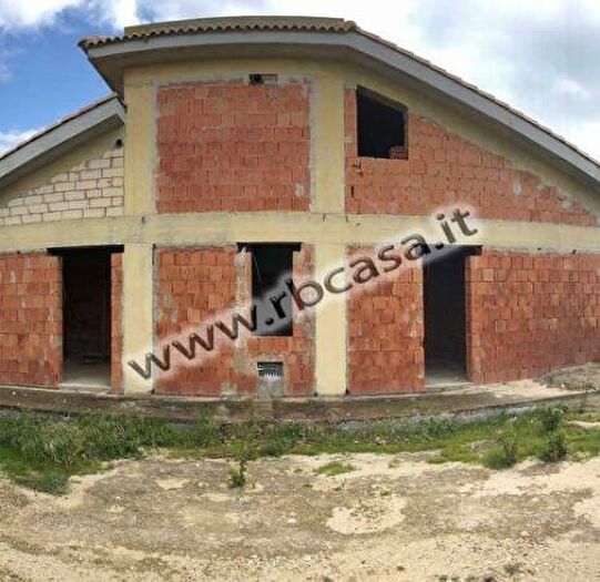 Casa con 5 locali in vendita in Contrada Scaro, Pozzallo