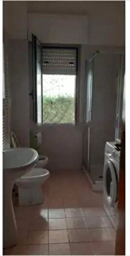 Appartamento quadrilocale in vendita in Via Rodolfo Morandi, Notaresco