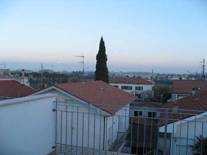 Appartamento trilocale in affitto in Via Alfonso La Marmora, San Marone San Giuseppe Risorgimento, Civitanova Marche