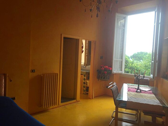 Appartamento bilocale in affitto in Via Ugo Foscolo, Marignolle Bellosguardo, Firenze