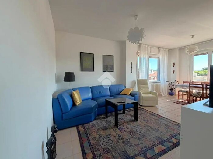 Appartamento quadrilocale in affitto in Viale Ruffini, Riccione