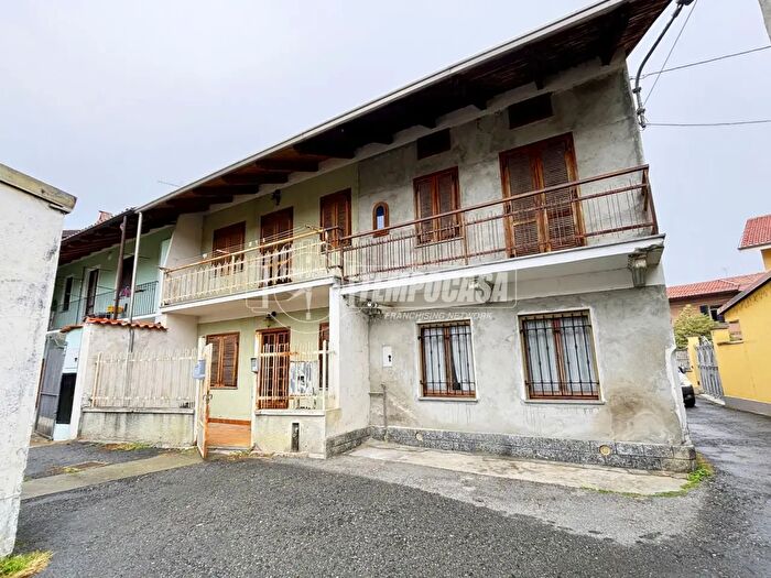 Casa con 5 locali in vendita in Via Garibaldi, Cigliano
