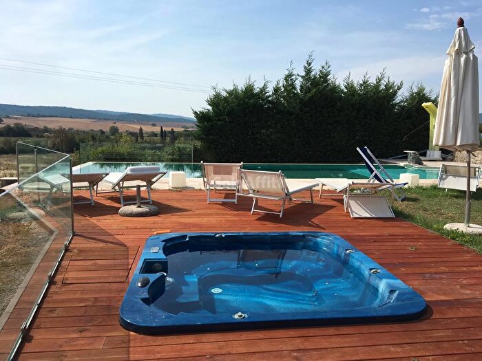 Appartamento con 5 locali in affitto in Strada Grossetana, Sovicille