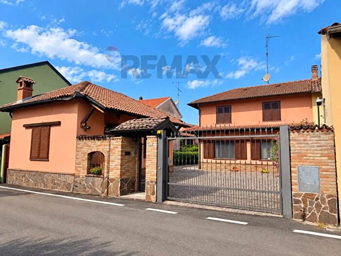 Case in Vendita e in Affitto - 3
