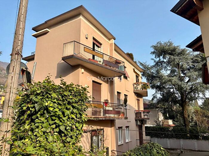 Appartamento trilocale in affitto in Via Ronchi San Francesco da Paola, Panoramica, Brescia