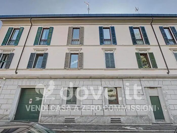 Appartamento trilocale in vendita in Via Matteo da Campione, Monza