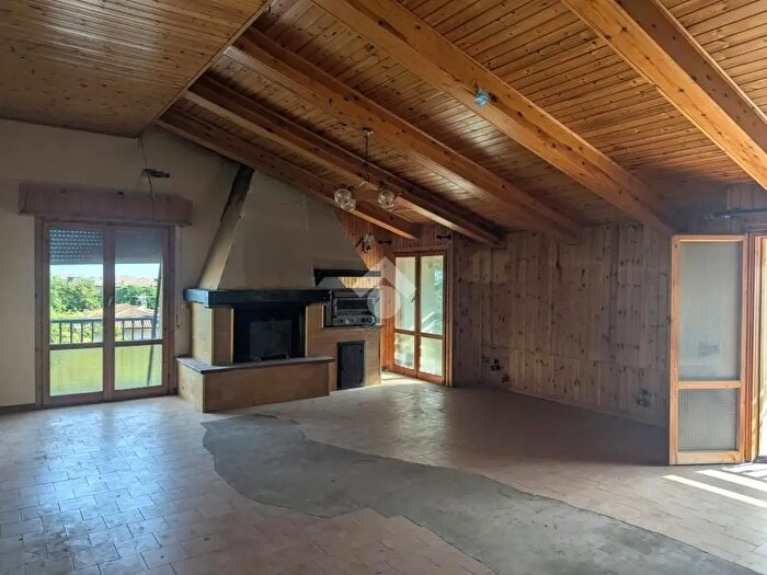 Appartamento trilocale in vendita in Via Flaminia Conca, MontescudoMonte Colombo