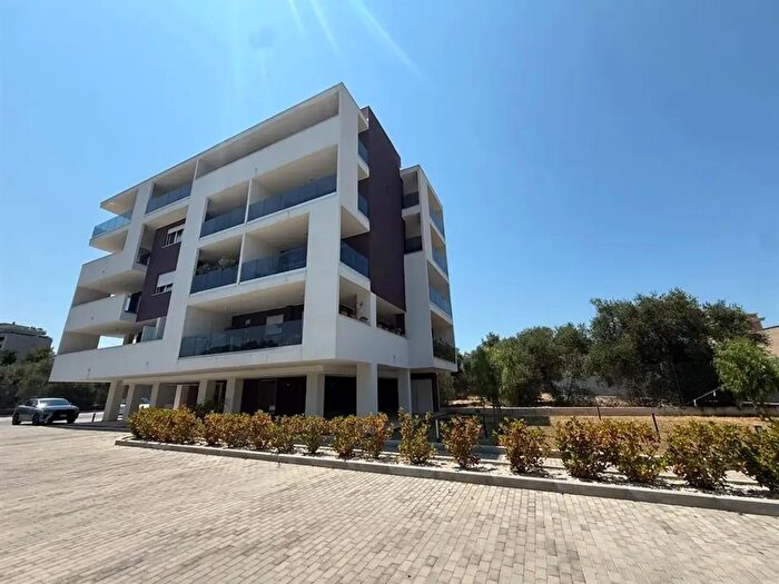 Appartamento bilocale in vendita in Via Santomauro, Bari