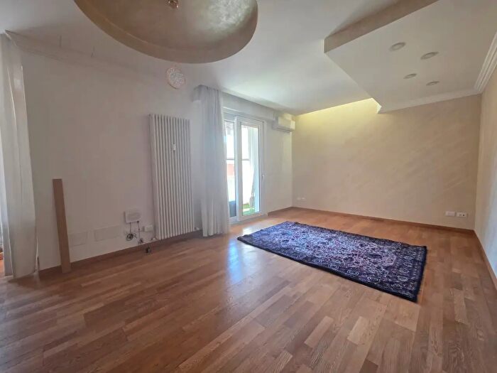 Appartamento con 5 locali in vendita in Via del Lavoro, Sasso Marconi