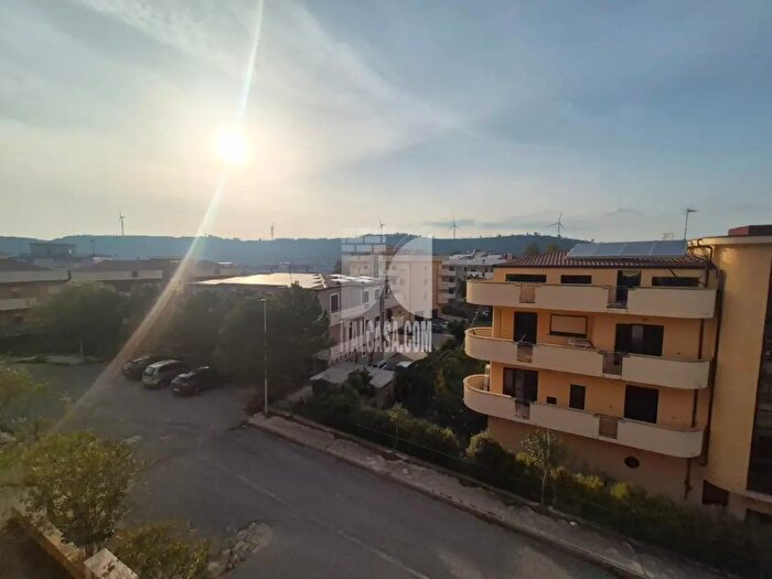 Appartamento quadrilocale in vendita in Via Pierpaolo Pasolini, Crotone