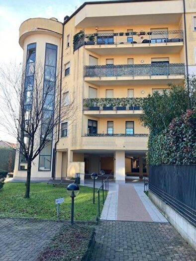 Appartamento bilocale in affitto in Via Felice Cavallotti, San Carlo Stazione, Monza