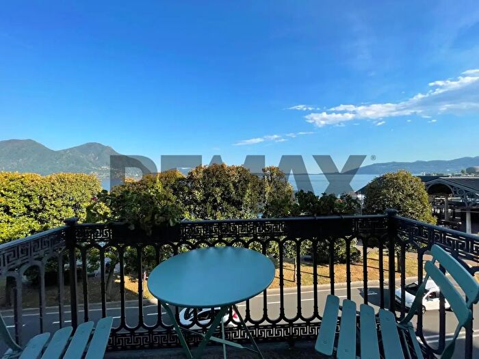 Appartamento trilocale in vendita in Corso Mameli, Verbania