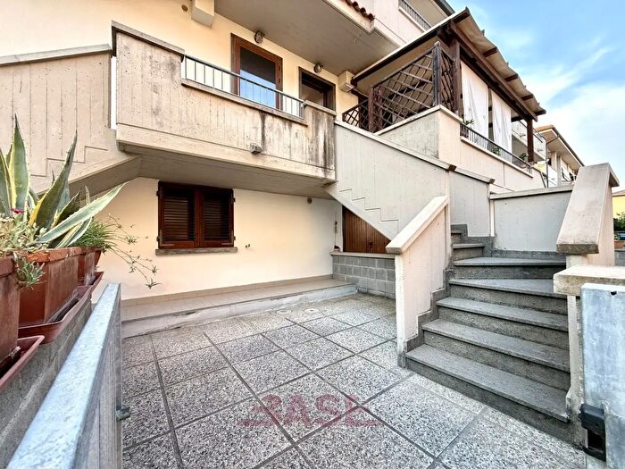 Appartamento con 5 locali in vendita in Via Giacomo Medici, Cecina
