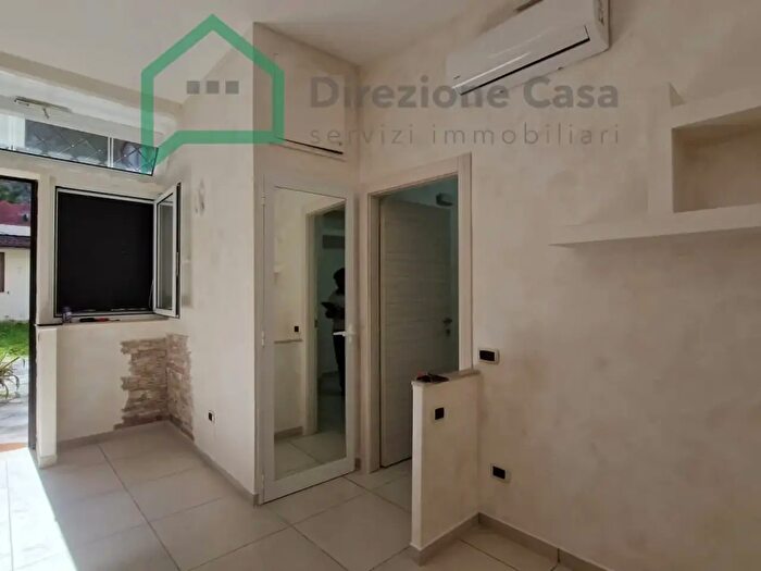 Appartamento monolocale in affitto in Via Antonio Genovesi, Napoli