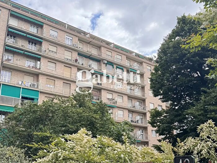 Appartamento trilocale in affitto in Via Monfalcone, Torino