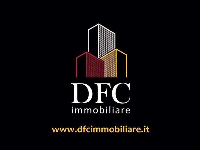 Casa con 5 locali in vendita in Reggio Calabria