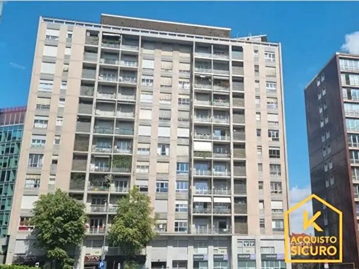 Appartamento trilocale in vendita in Via Gerolamo Cardano, Milano