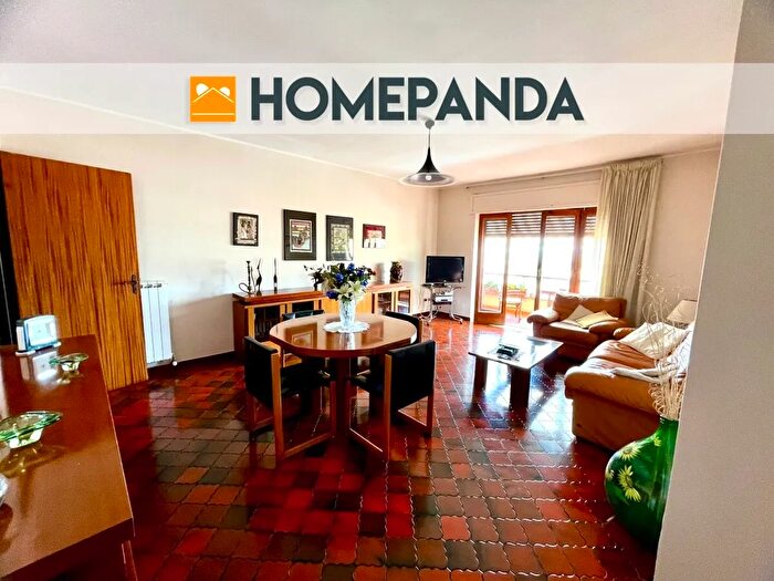 Appartamento quadrilocale in vendita in Via Gioacchino Rossini, Taormina