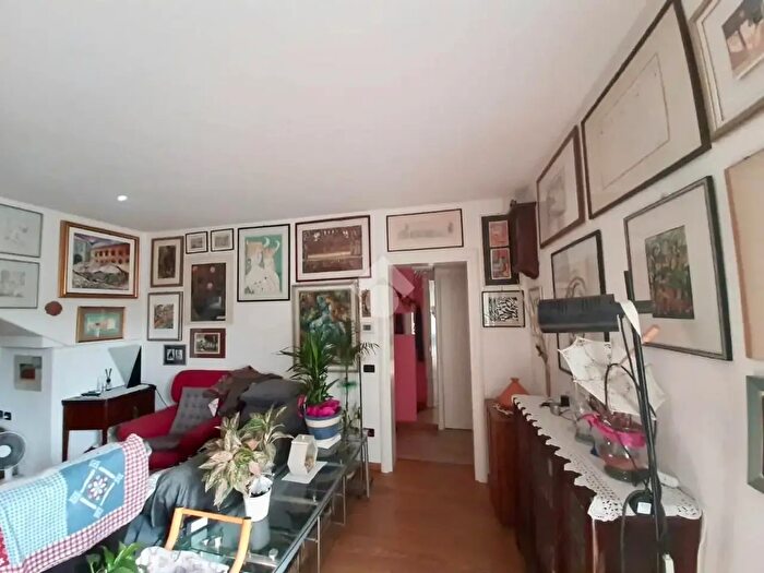 Casa trilocale in affitto in Via Capitello, Torreglia