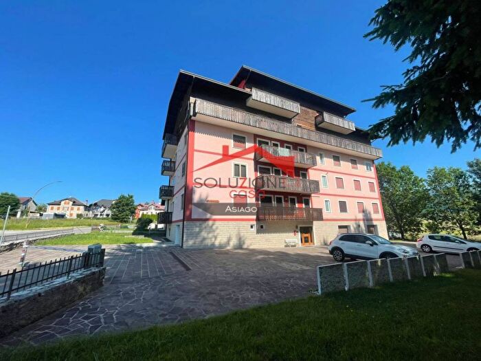 Appartamento bilocale in affitto in Via Berga, Centro, Asiago