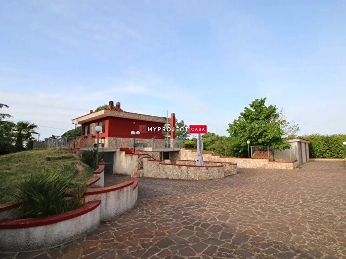 Casa con 5 locali in vendita in Strada Pizzo del Vento, Martina Franca