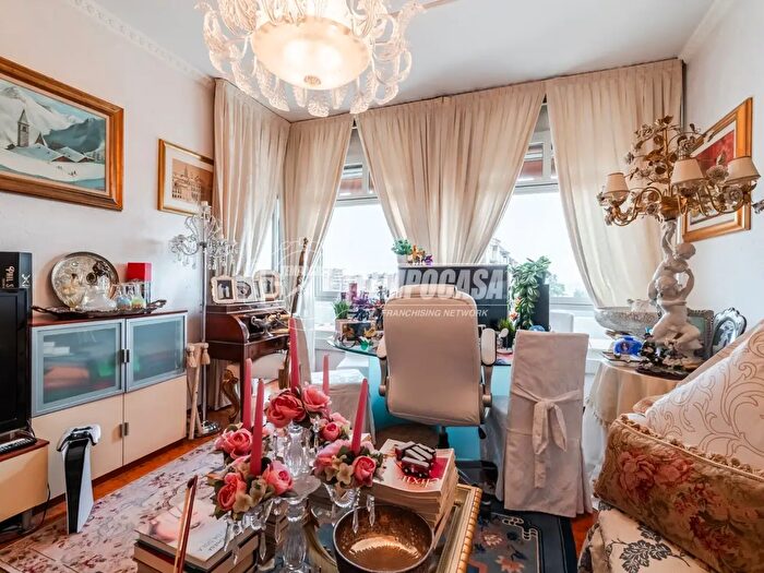 Appartamento trilocale in vendita in Largo Risorgimento, Trezzano Sul Naviglio