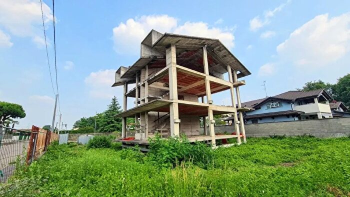 Casa in vendita in Via Liguria Buon Gesù Olgiate Olona Varese Lombardia Italia, Olgiate Olona