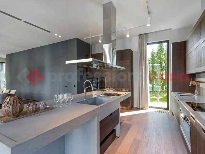 Casa quadrilocale in vendita in Via della Serenissima, Veronella