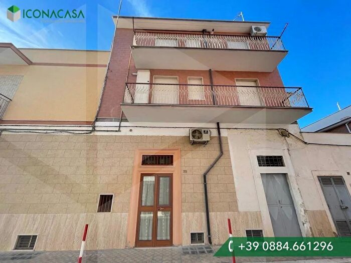 Appartamento con 5 locali in vendita in Via IV Novembre, Manfredonia
