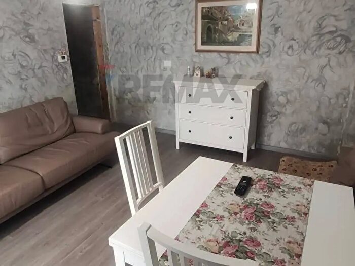 Casa quadrilocale in vendita in Via Provinciale Francesca, Cerreto Guidi