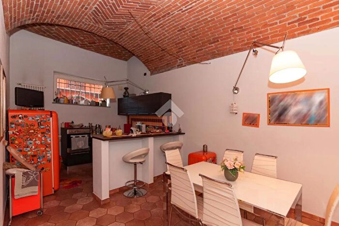 Casa con 5 locali in vendita in Piazza Vittime di Bologna, San Maurizio Canavese