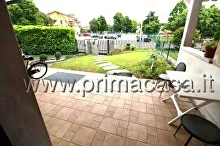 Casa con 5 locali in vendita in Via San Francesco, Pescantina