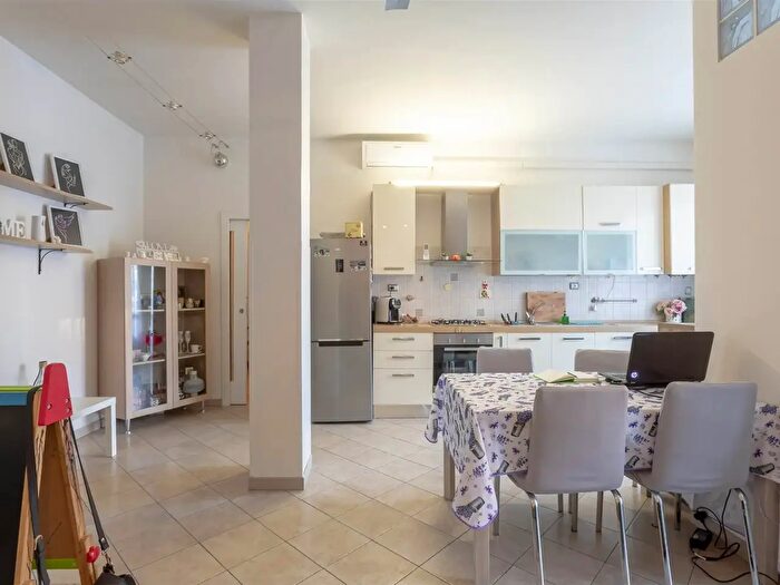 Appartamento trilocale in vendita in Via Elsa, Campi Bisenzio