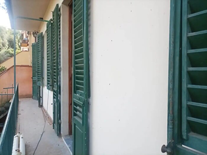 Appartamento trilocale in vendita in Firenze